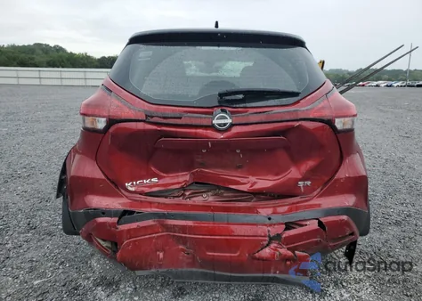 2024 Nissan Kicks Sr z USA, uszkodzony, nr VIN 3N1CP5DV4RL471888